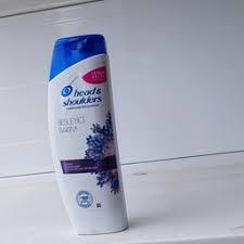 شامپو تغذیه کننده هد اند شولدرز head and shoulders